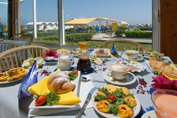 Hotel Marina Fano Ngoại thất bức ảnh