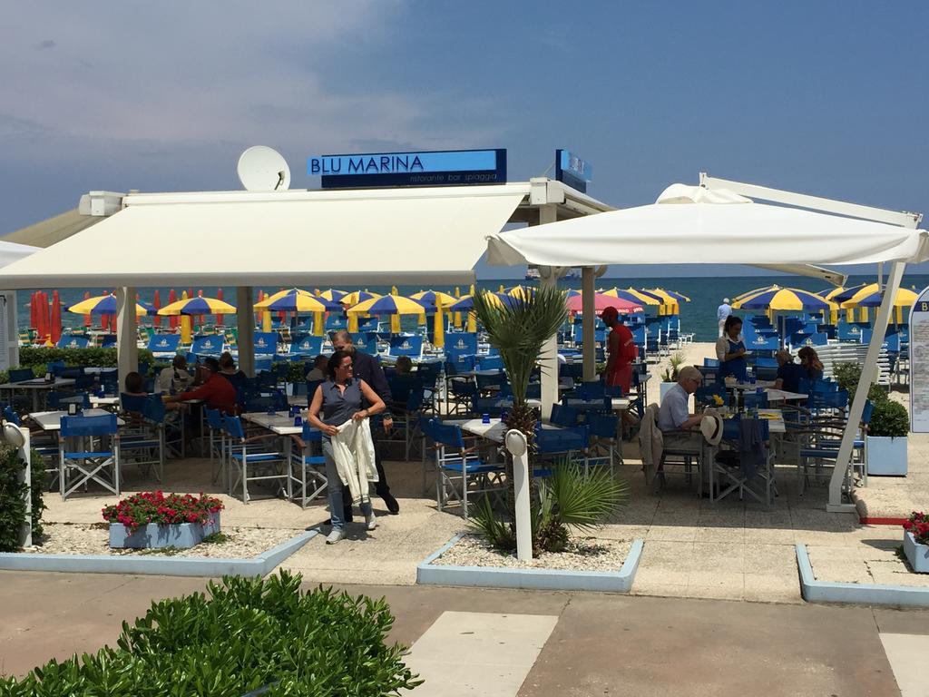 Hotel Marina Fano Ngoại thất bức ảnh