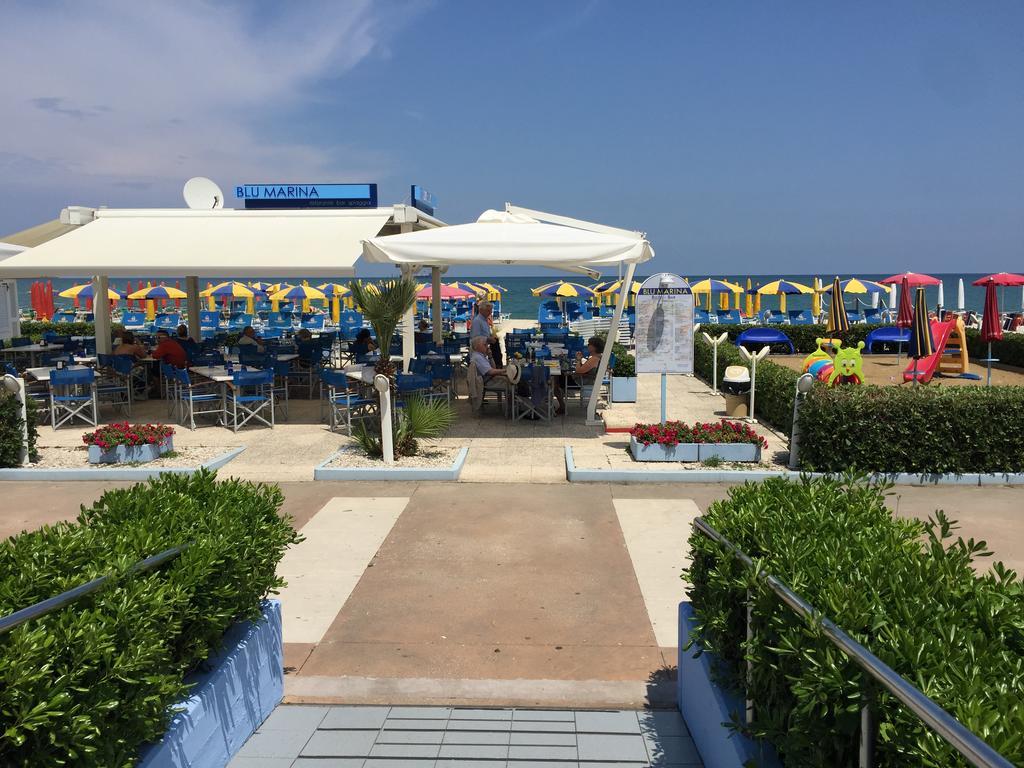 Hotel Marina Fano Ngoại thất bức ảnh